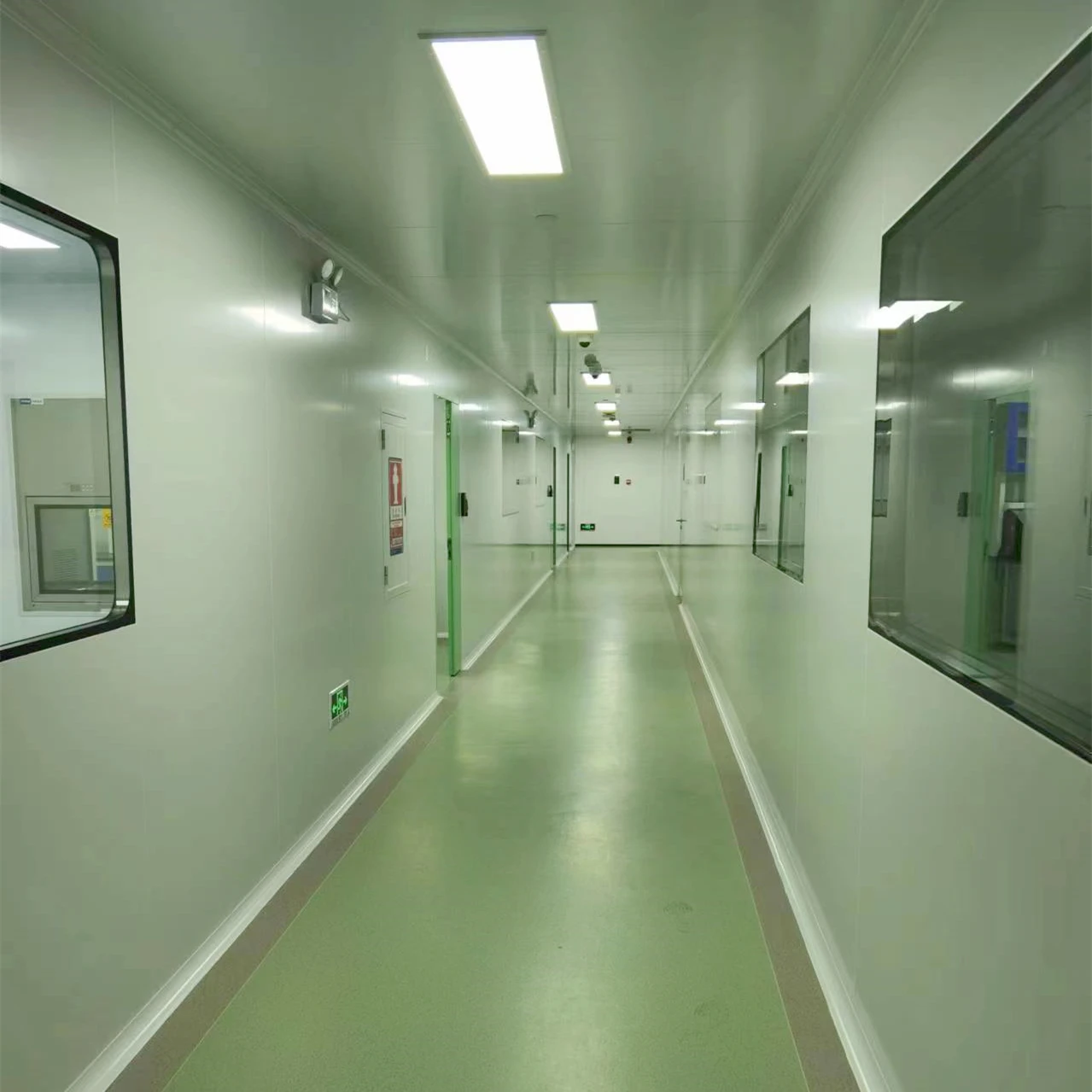 Factory Supplier Fireproof Sandwich Panel GMP Modular Dust Free Clean Room Equipment for Herbs Farming Industry Cleanroom