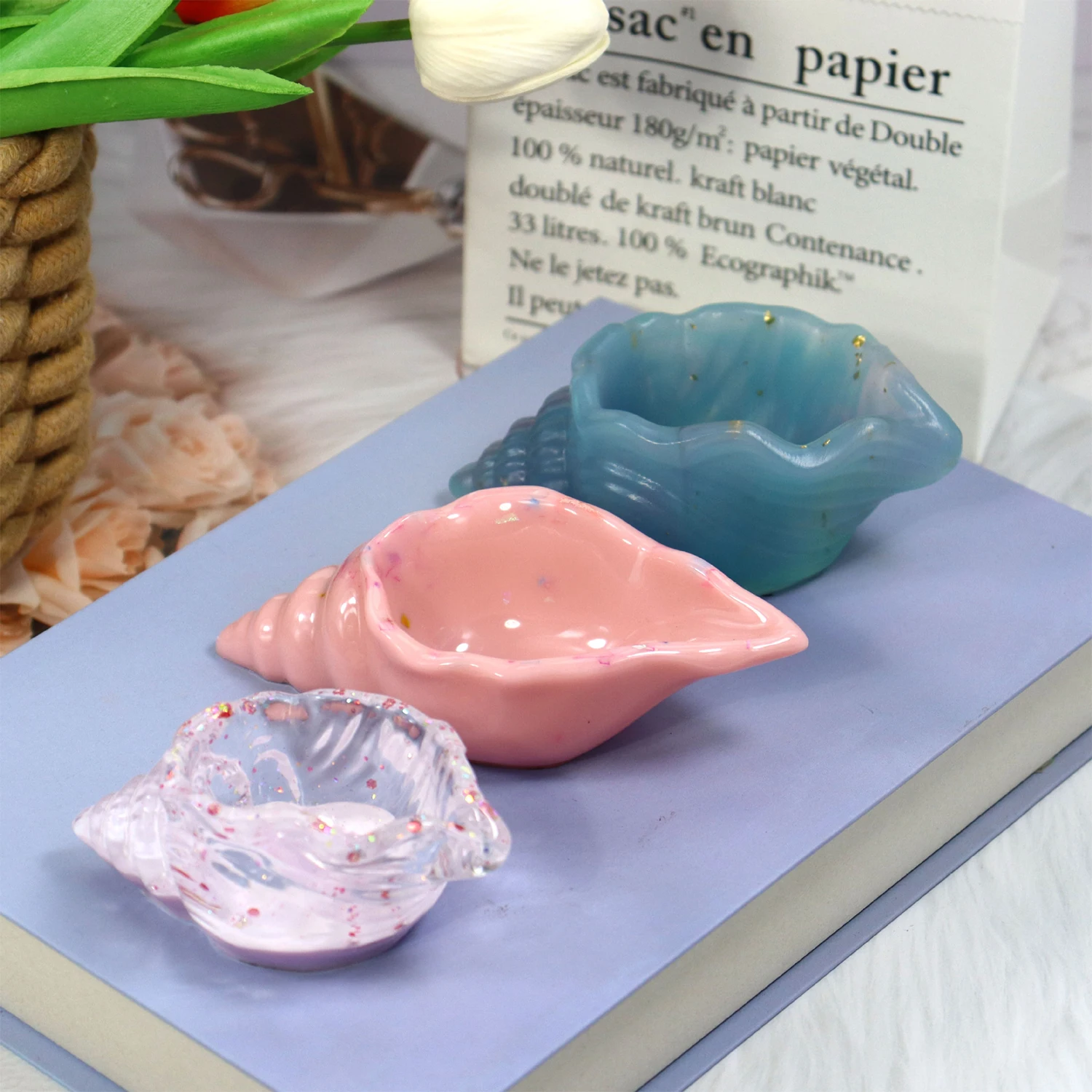 Conch Shell Silicone Mold - A Silicone Epoxy Resin Casting Mold Used For DIY Makeup Sponge Storage Racks