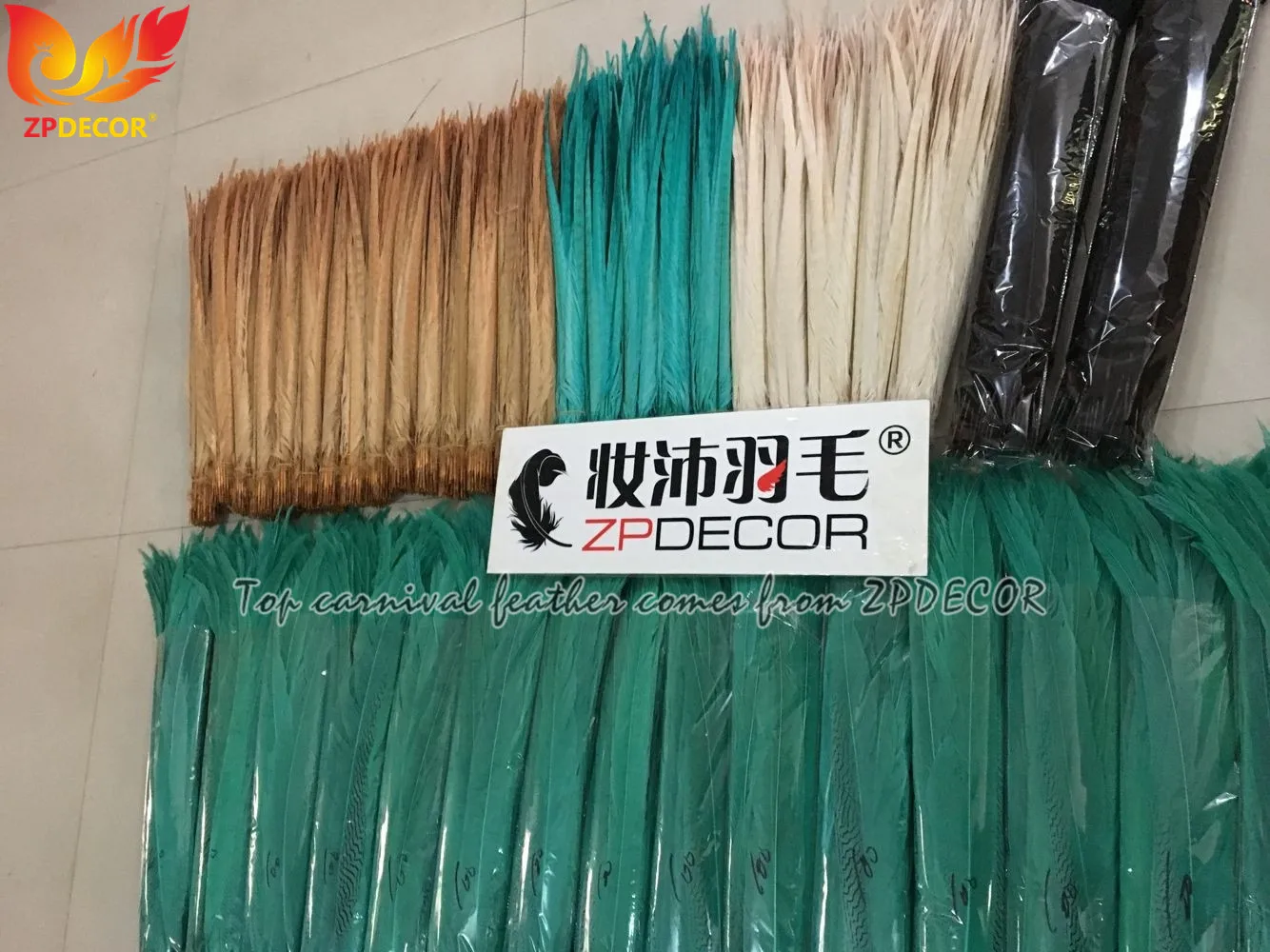Real Shipping to Customer from ZPDECOR Wholesale Long Dyed Silver Pheasant Tail Feather for Carnival Costumes
