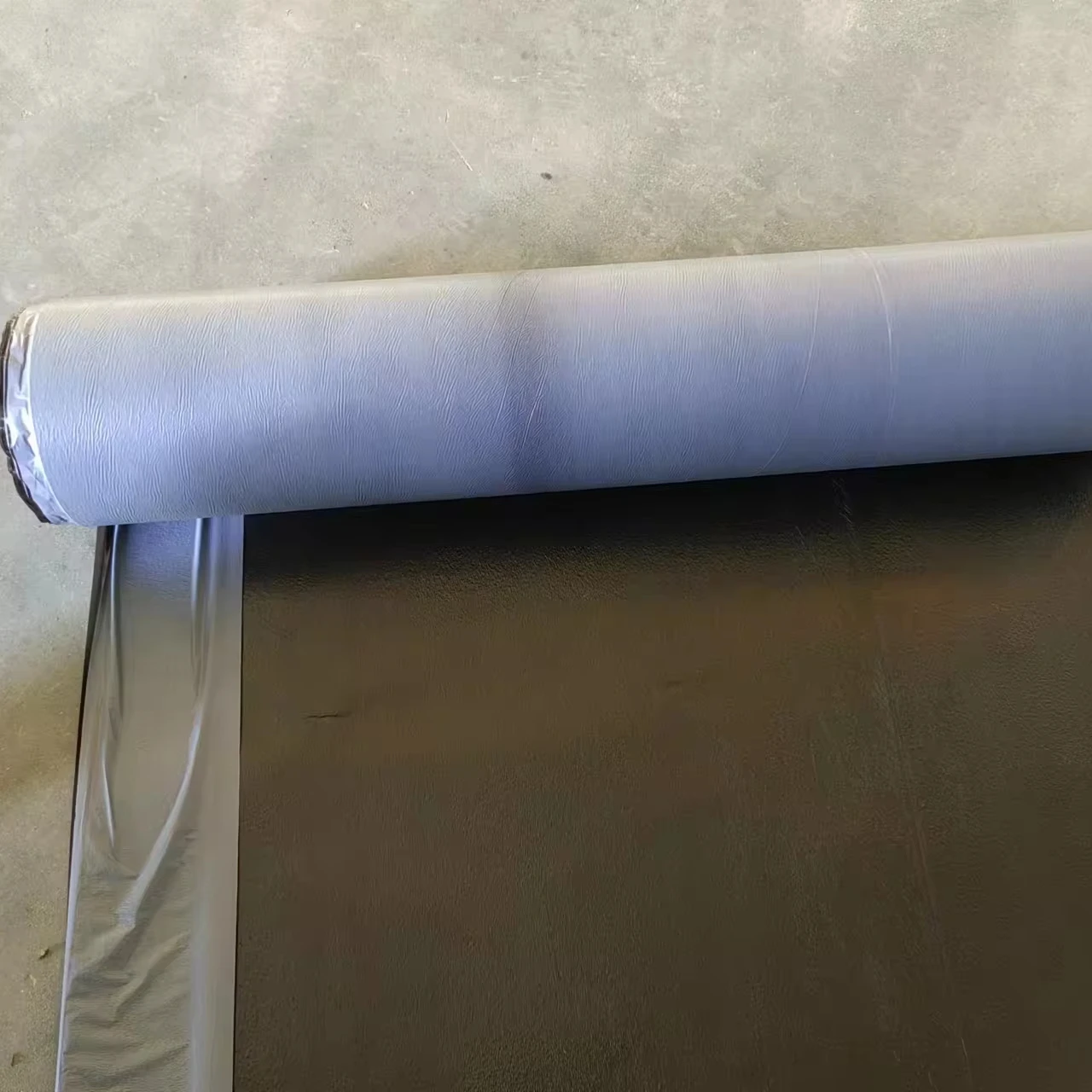 Bituminous waterproof membrane water proofing for concrete roof