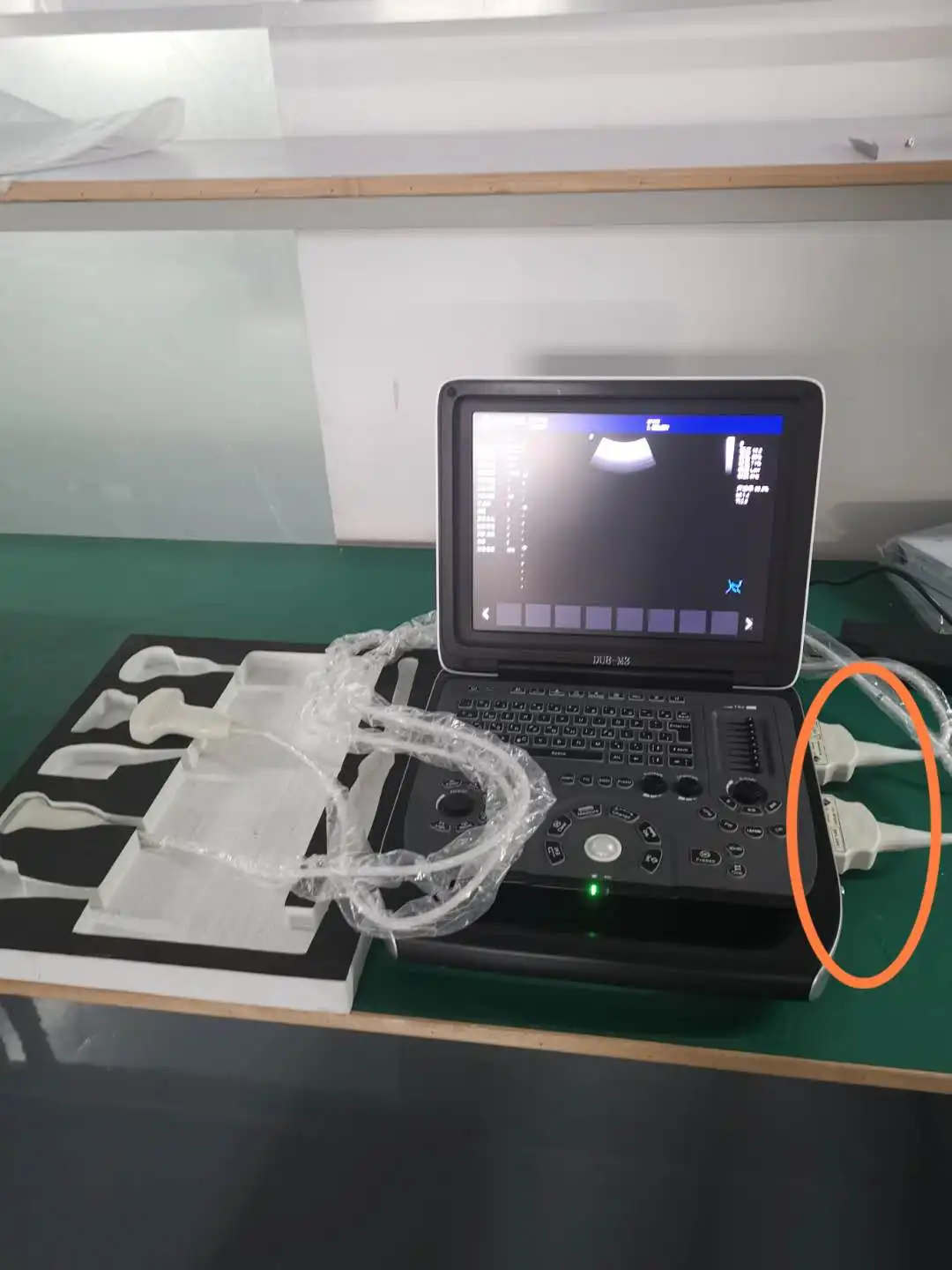 cheap price two active probe connectors convex linear  Color Doppler Ultrasound laptop transvaginal