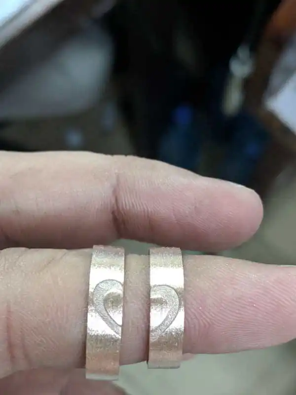 Raycus JPT 50w metal fiber laser engraver name plate jewelry engraving and cutting machine/30 watt fiber laser marking