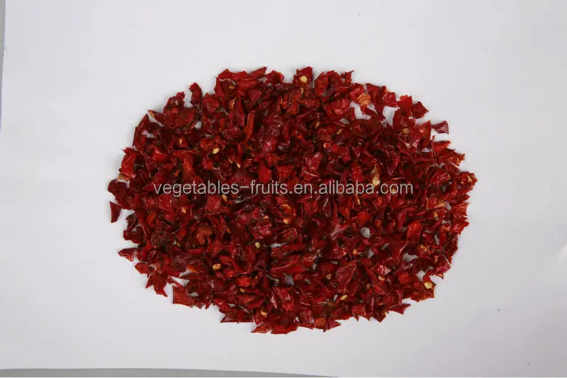 Сушеный на воздухе красный колокольчик перец различных размеров