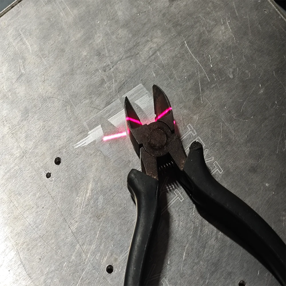 Car Painting Rust Ceramic Laser Cleaning Machine 100W 200W 300W 500W 1000W Pulse Laser Cleaning System