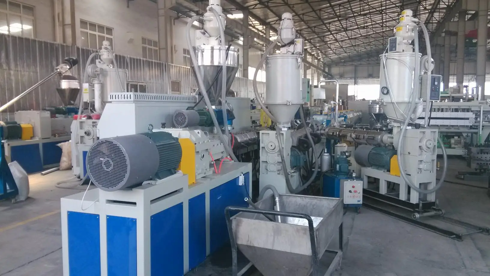 Plastic HDPE PE PP Pipe Extrusion Making Machine Fully Automatic 20-110mm PPR Pipe Production Line