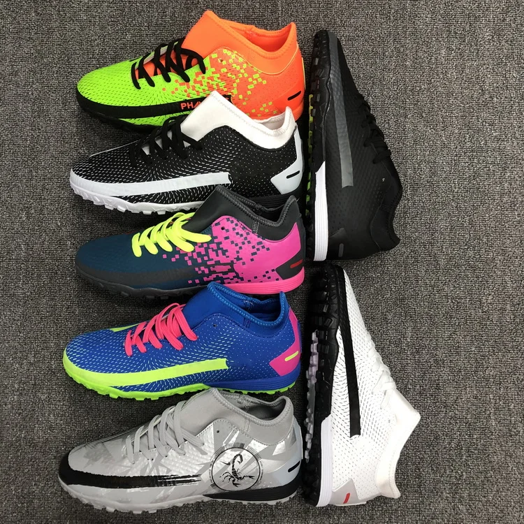 Latest Fashion Branded Factory Men Soccer Indoor & Outdoor Football Shoes Men Football New Soccer Shoes