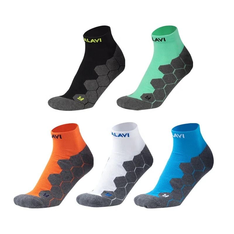 High quality comfortable breathable wholesale custom compression sport socks cycling socks custom
