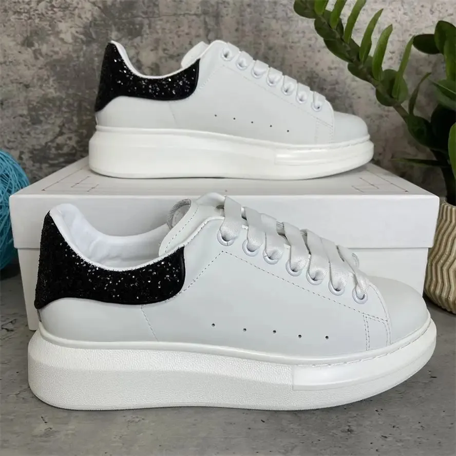 High Quality Chaussures De Espadrilles   Leather Lace up Platform Shoes Velvet Suede Designer Trainers Alexander Running Shoes
