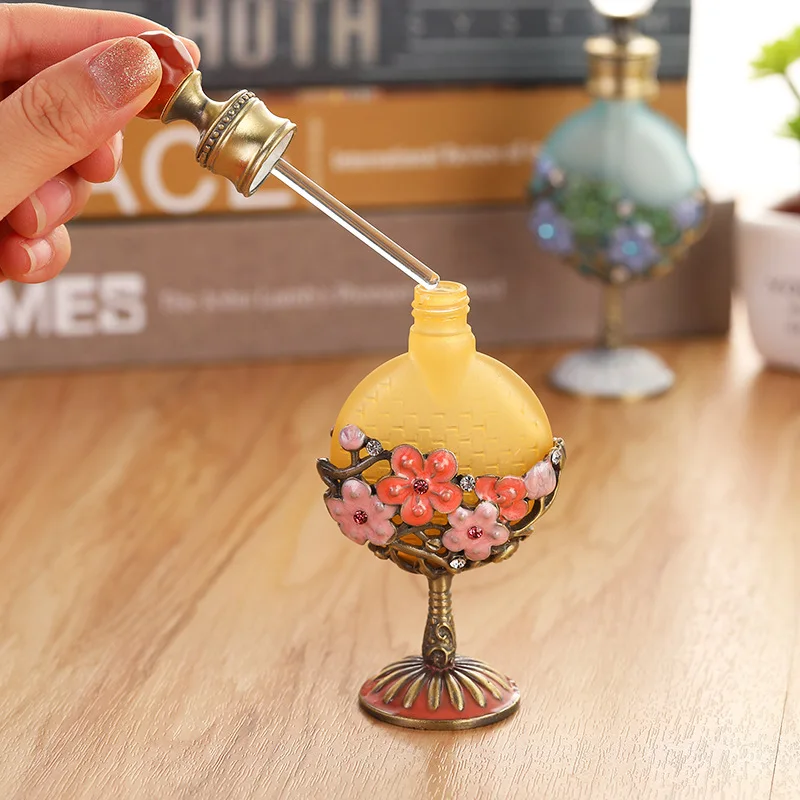 new design wholesale price high end colored 10 ml essential oil bottle 10 ml bottles for essential oils