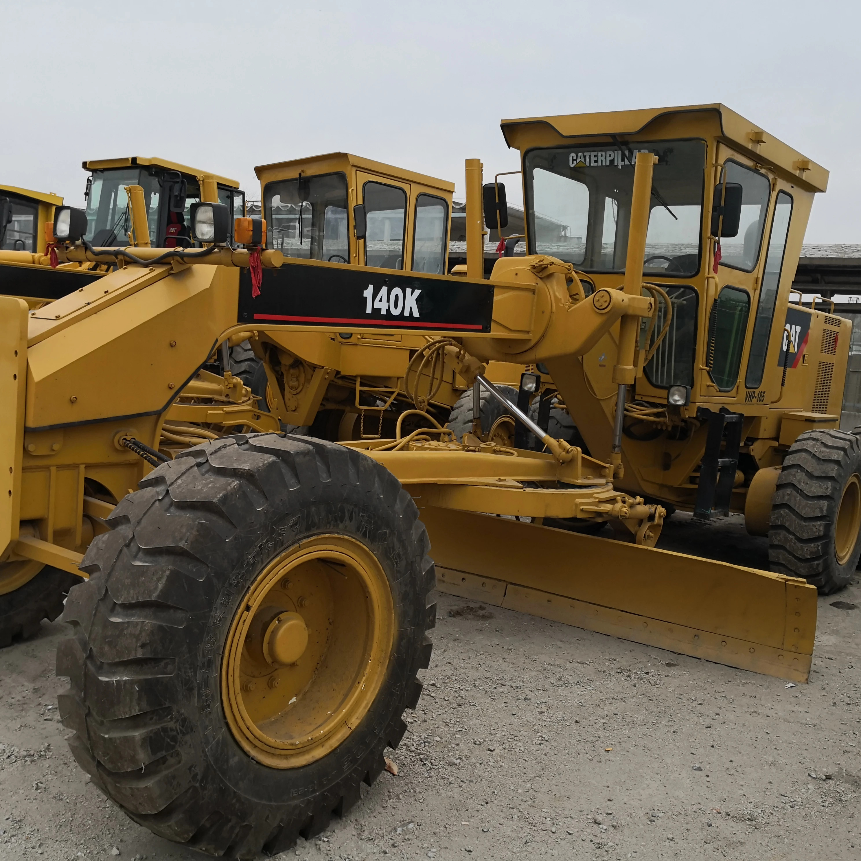 C.A.T. 15 тонн, 140K, маленький дорожный грейдер с заточками, распродажа