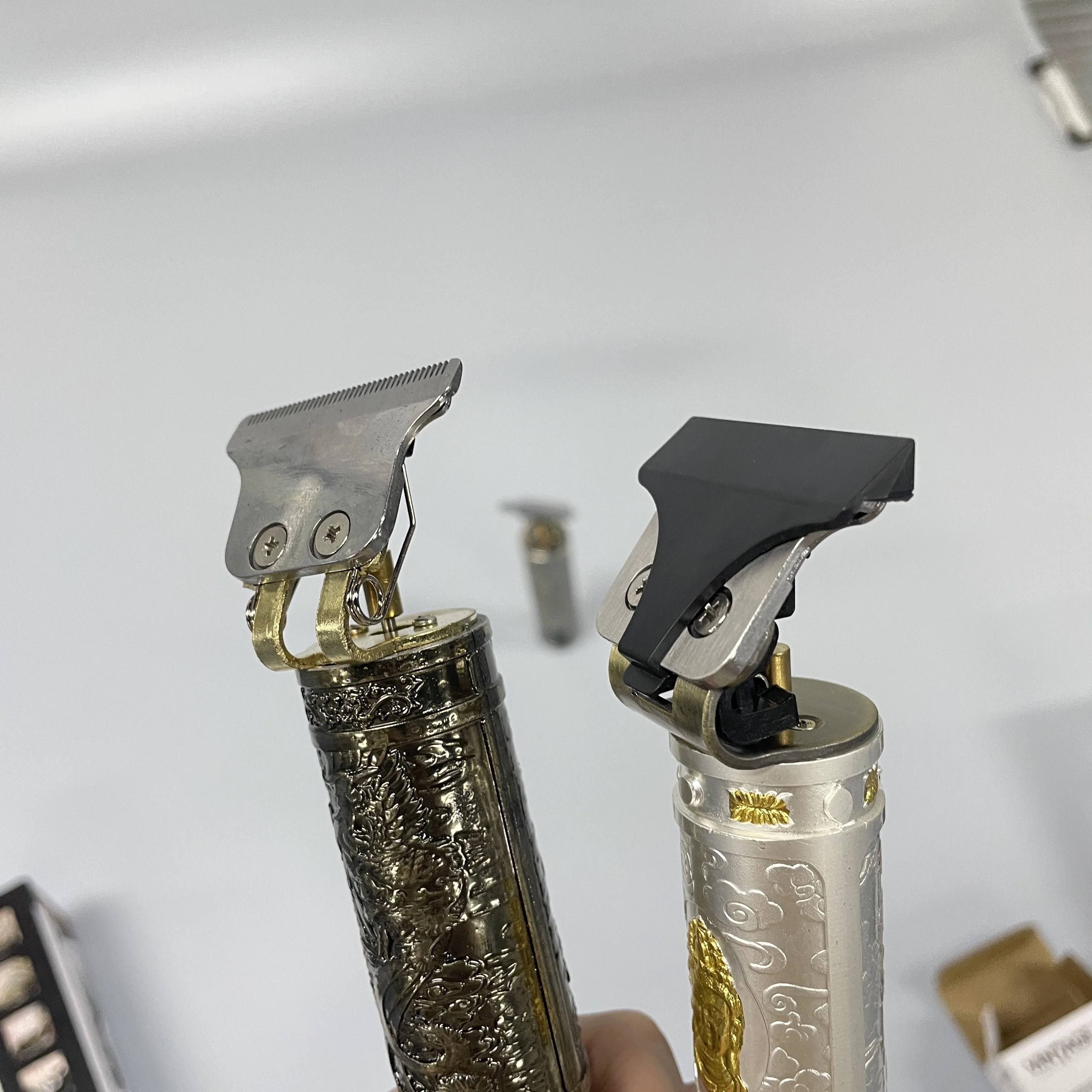 Professional Cordless Shaper Hair Trimmer Hair Clipper T-Blade Hair Clipper for Men Beard Shaver Barbershop