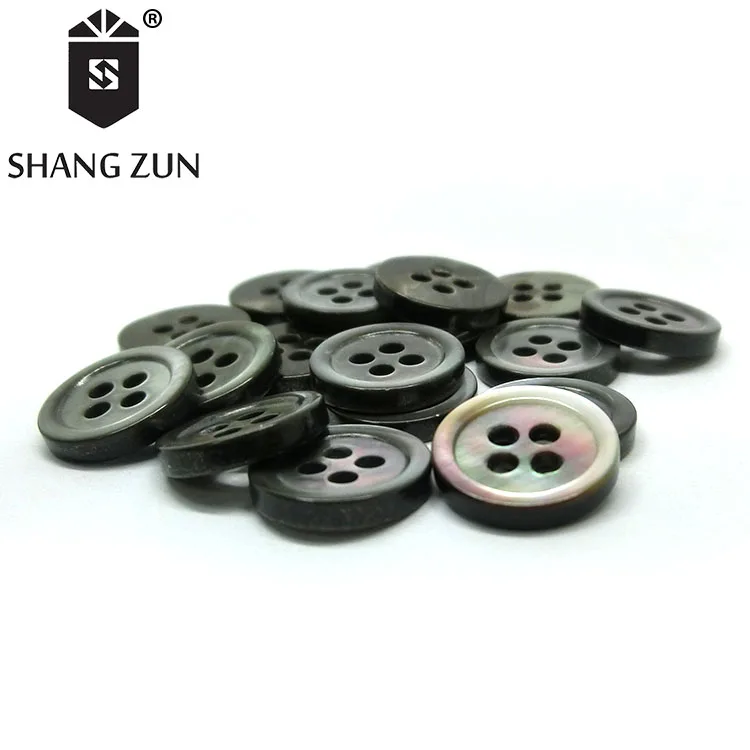 Wholesale custom clothing accessories button 4 hole sweater button natural black butterfly mother of pearl button