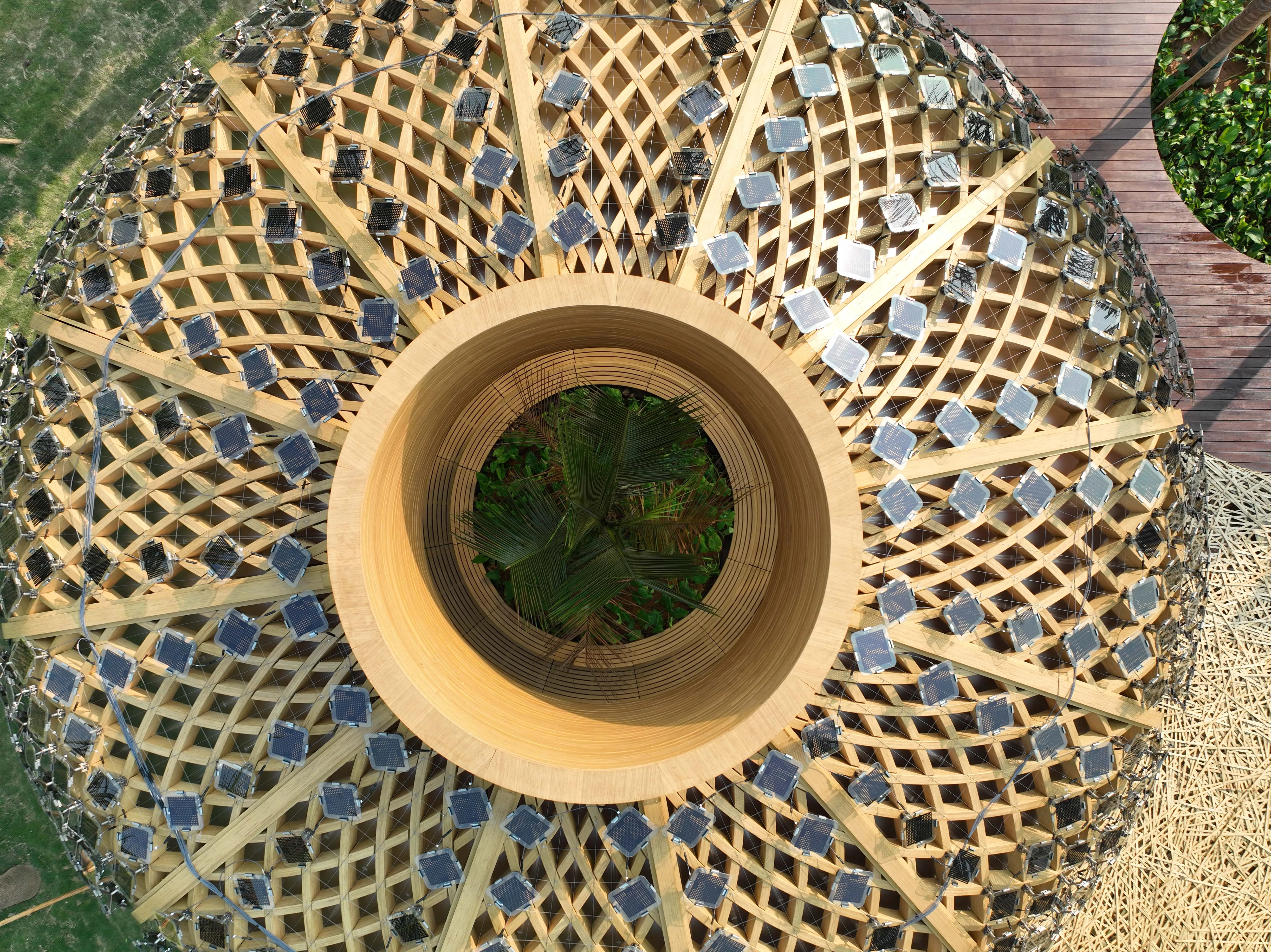 Modular prefab native looking luxury house Prefab bamboo wooden lake houses Bamboo wood for villas Detachable