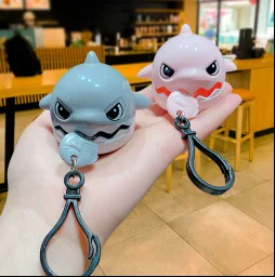 Pulling lines gritting teeth shark keychain toy cartoon pendant creative stress relieving student toy