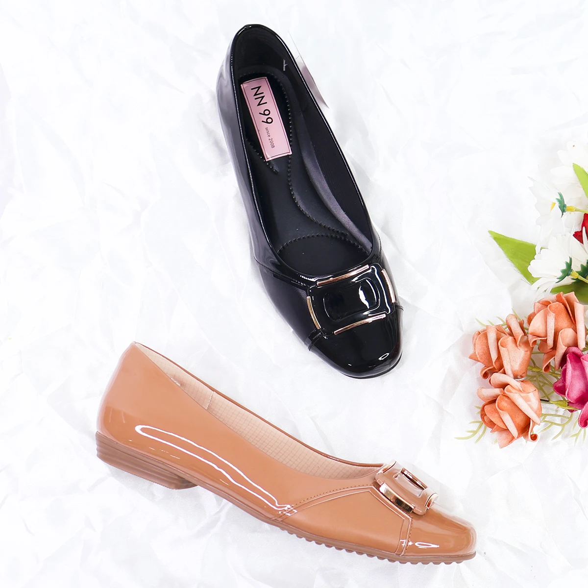 FACTORY,MANUFACTORY,FABRICA 2024 OEM ODM New Arrival  buckle Designer Slip on large big size 36-43 footwear Casual Soft  round Toe Flat Ladies Shoes for