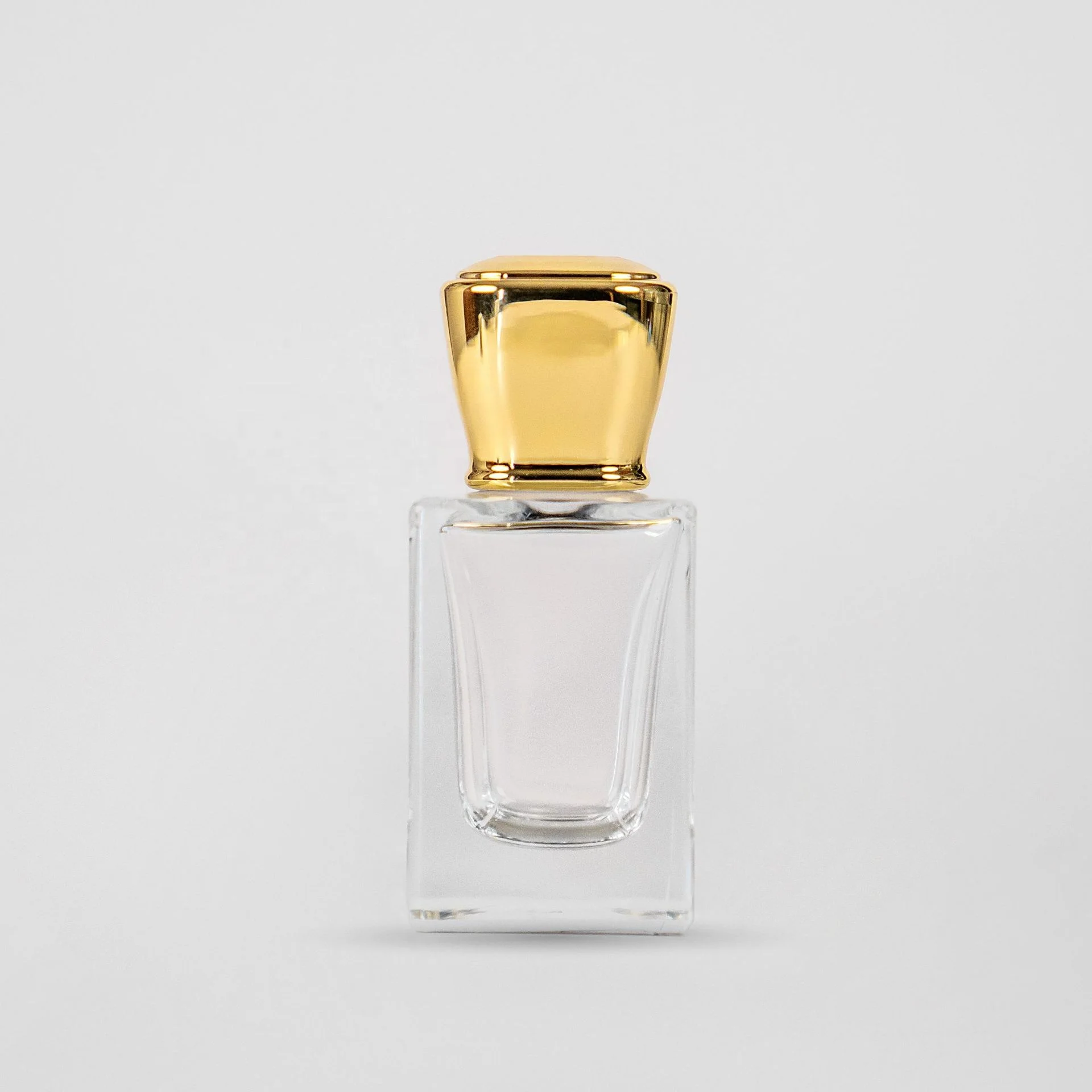 Hot Sale High Quality Custom 30ml 50ml Empty Clear Glass Perfume Bottle With Pump And Wood Cap