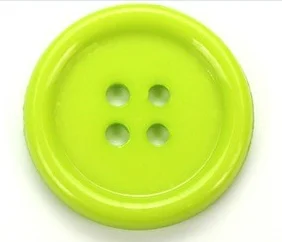 Plastic button 4 holes  28L
