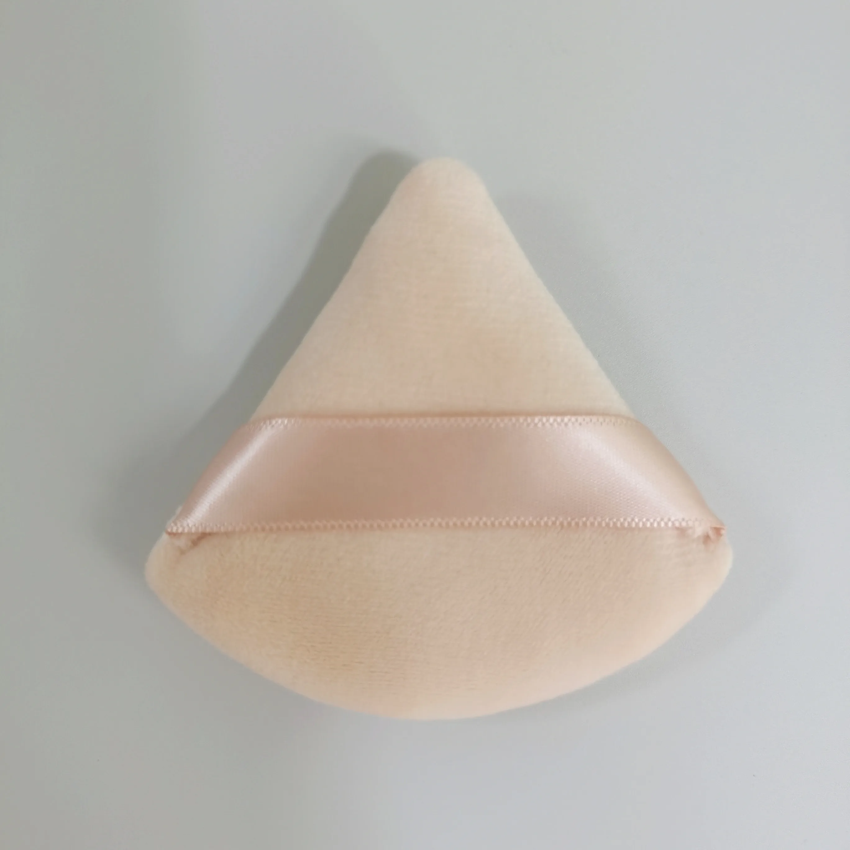 Custom logo Soft Air cushion Mini Makeup Puff Powder Cotton Triangle Makeup Sponge Puff Wholesale
