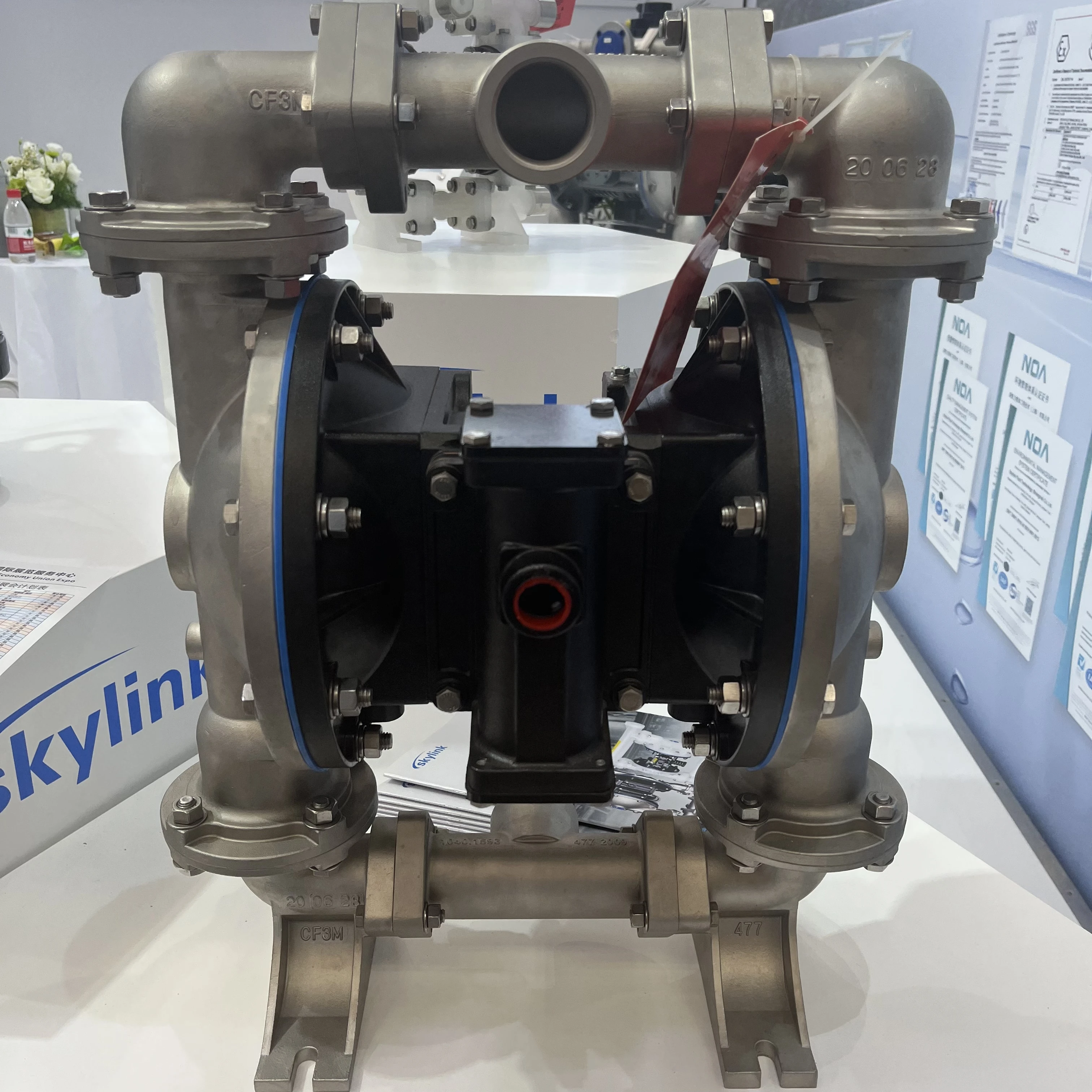 Пневматический мембранный насос для подачи растворителей SK40 3XAA/ETTT/0BO 1 5 дюймов