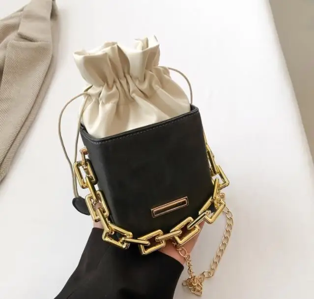 2024 factory wholesale mini handbags woman leather bag crossbody, new fashion metal chain lady handbag brand bags fast shipping