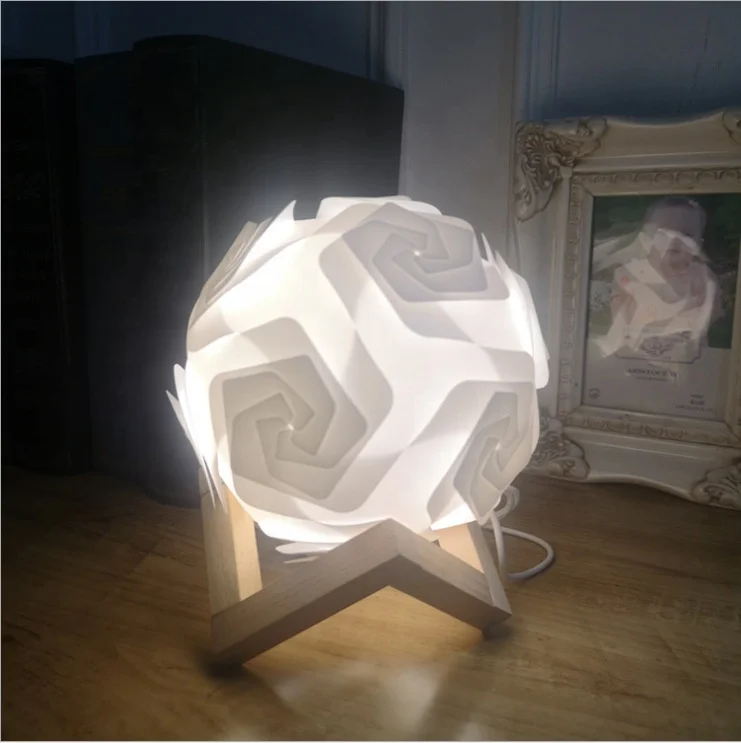 IQ Ball! New Design Puzzle DIY Led Moon Night Lamp With Wood Bracket Home Atmosphere Decorative Table Lamp