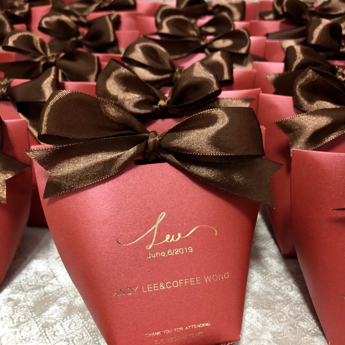 Hot Sell Folding chocolate Present White Packaging Thank You Wedding favor Small gift Ribbon bow paper Box