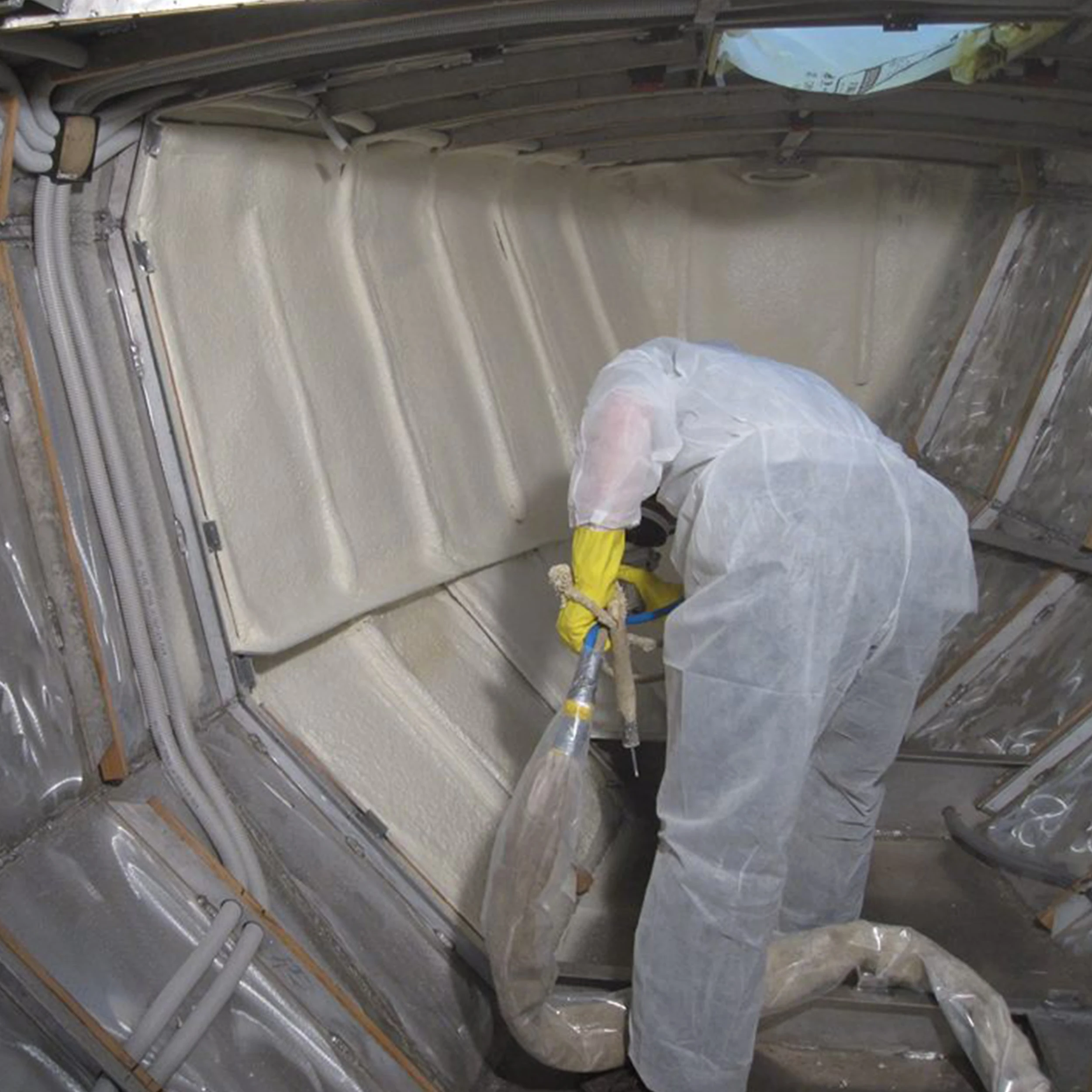 Гибкий пенопластовый спрей полиуретан пенопласт для распыления изоляции стен