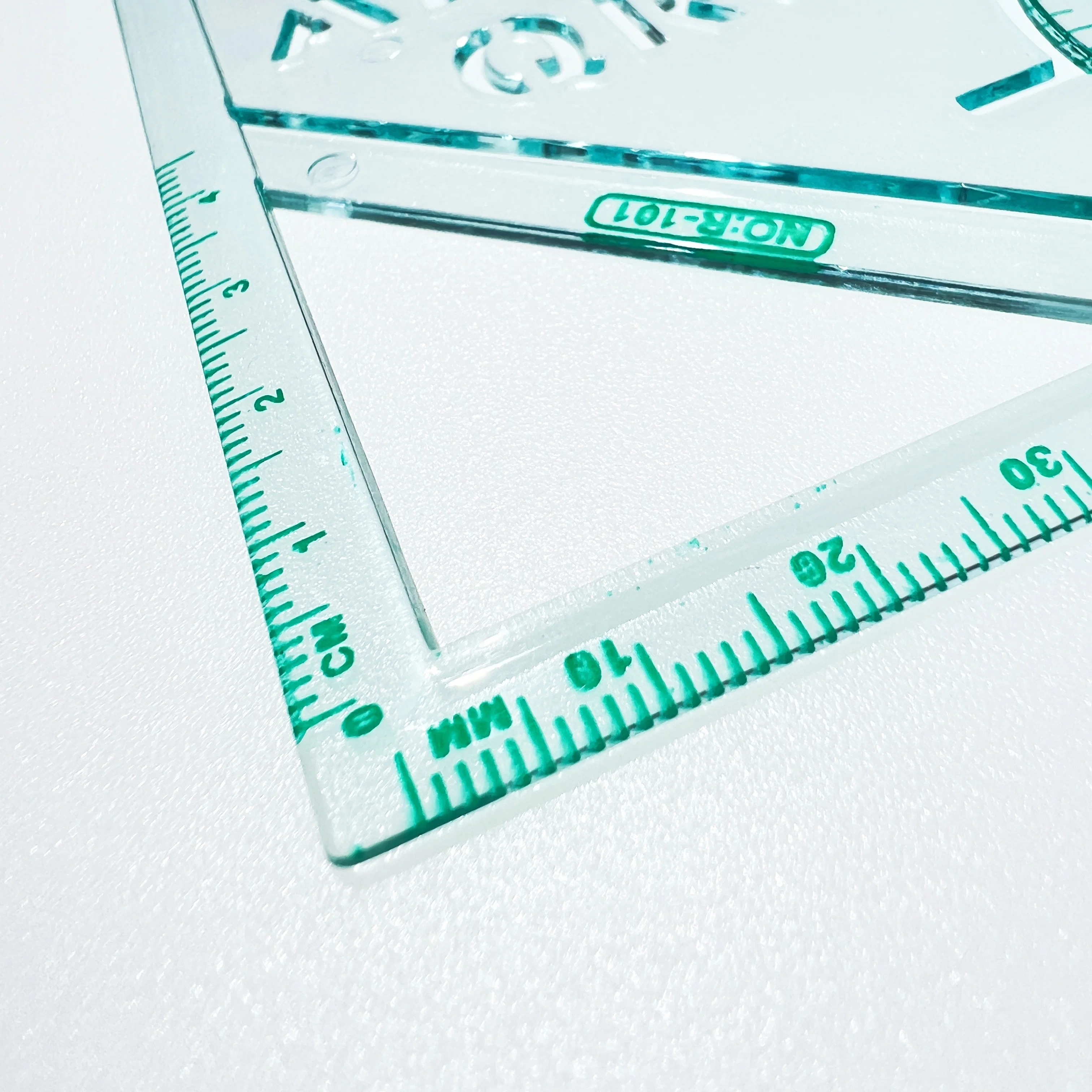30 45 60 Degree School Math Plastic geometry Ruler Shape Template School Sturdy Art Design Drawing Aid Tool stencil Ruler