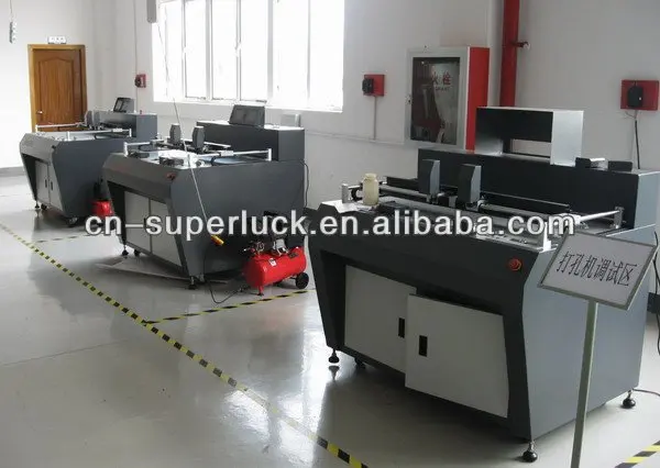 Автоматическая машина для пробивки и сгибания пластин