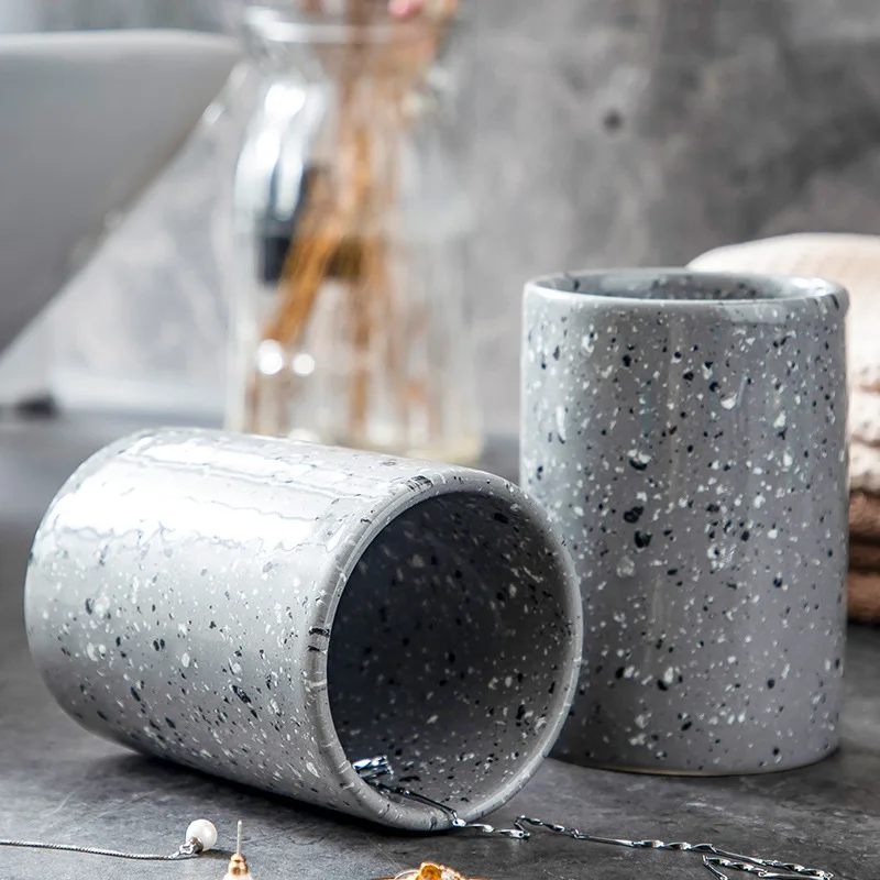 Ceramic Bathroom Accessory Set in Tray Soap Dispenser Cup Bathroom Soap Dish Toothbrush Holder