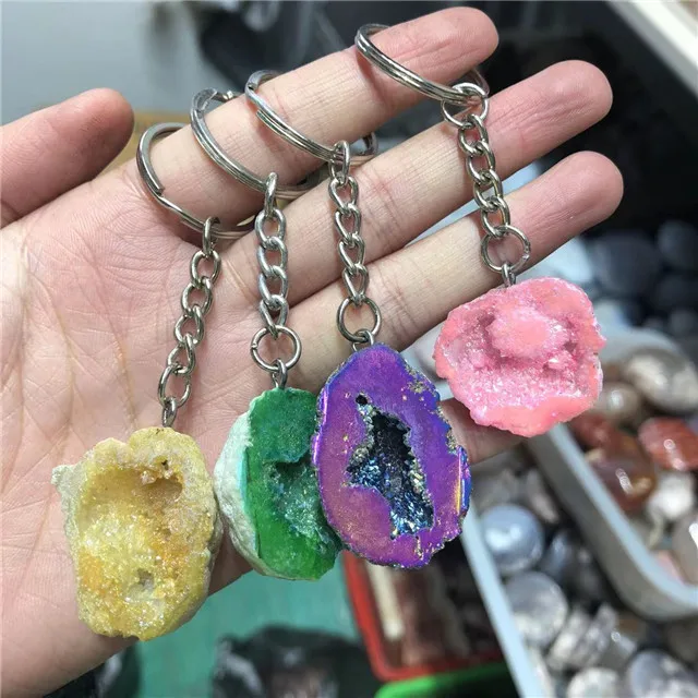 New arrivals crystals crafts healing stones natural Titanium aura agate geode key chains for gift