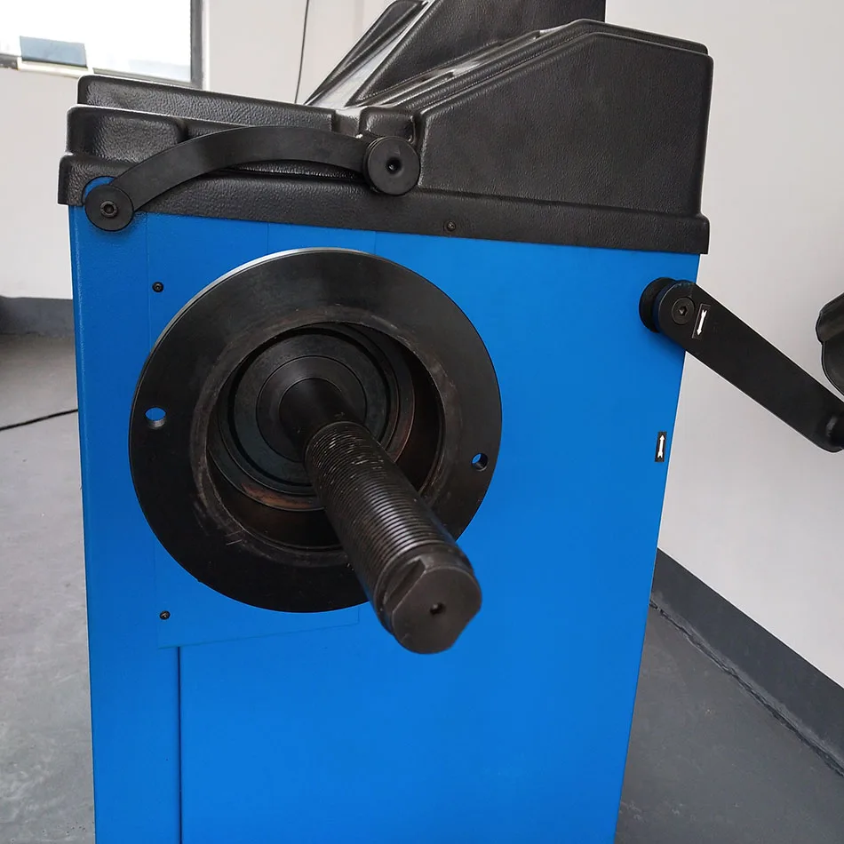 CE Iso9001aofu Car Wheel Balancer/wheel Balancing Machine 180r/min 0.25KW CN;SHN Aofu Blue Data 110V/220V 50/60HZ 12