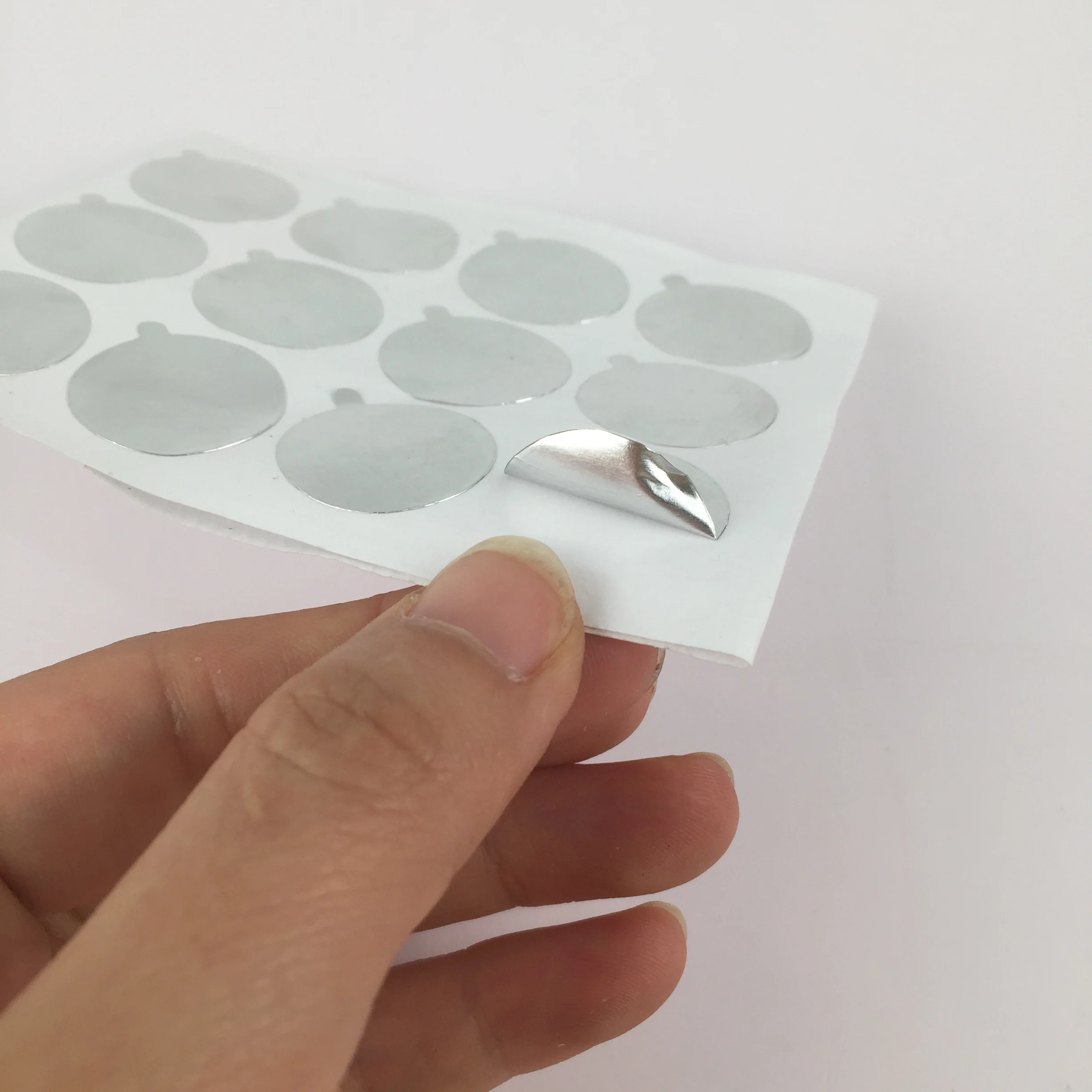 18mm 26mm 28mm 30mm 38mm Aluminum Foil Film Sticker Seal Pure Aluminium Sealing Sticker Bottles for soft tube and bottle