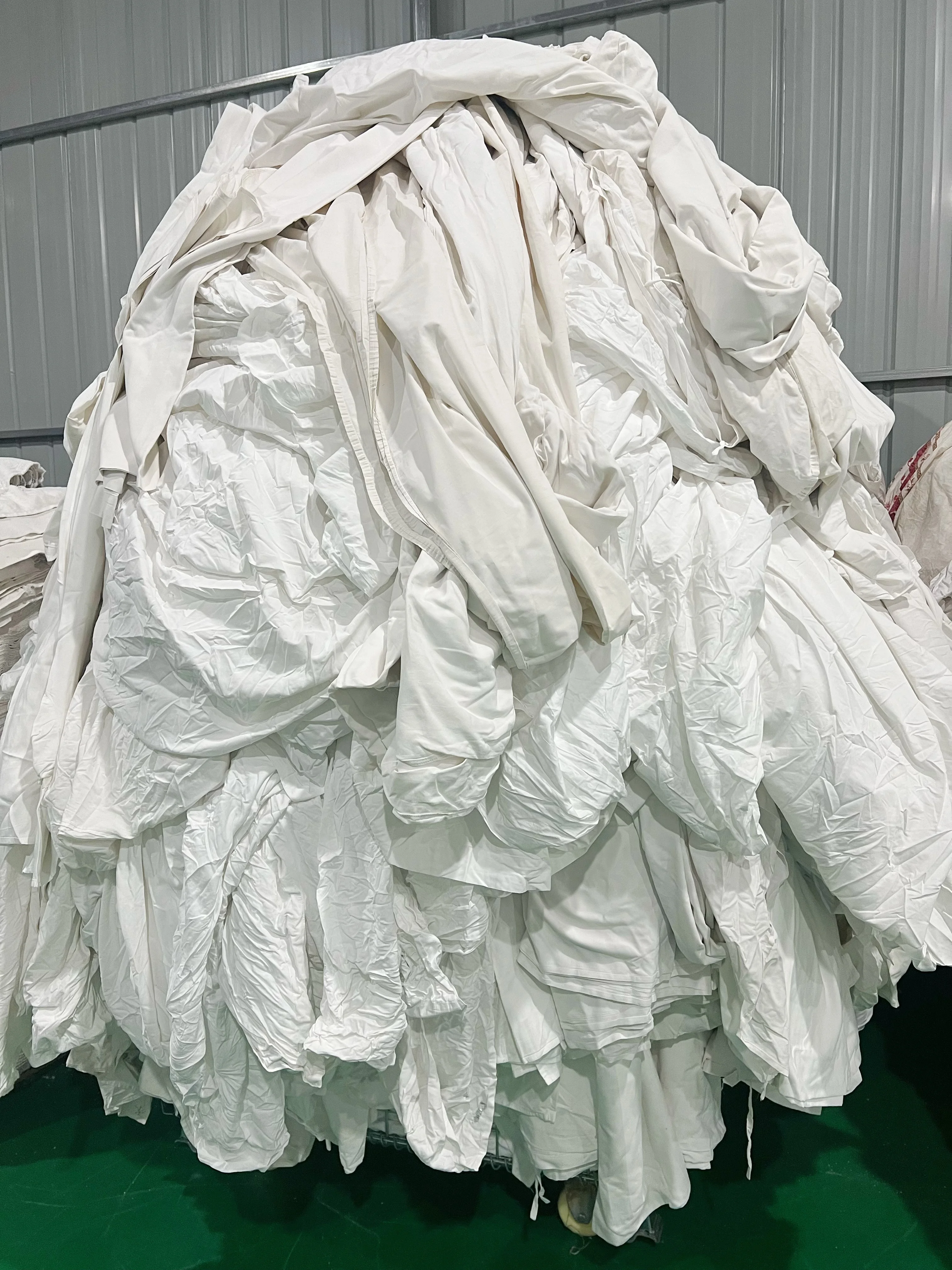 Wholesale Wiping Rag White Rags 100% Cotton Rags Bed Sheet Uncut for Industrial Cleaning