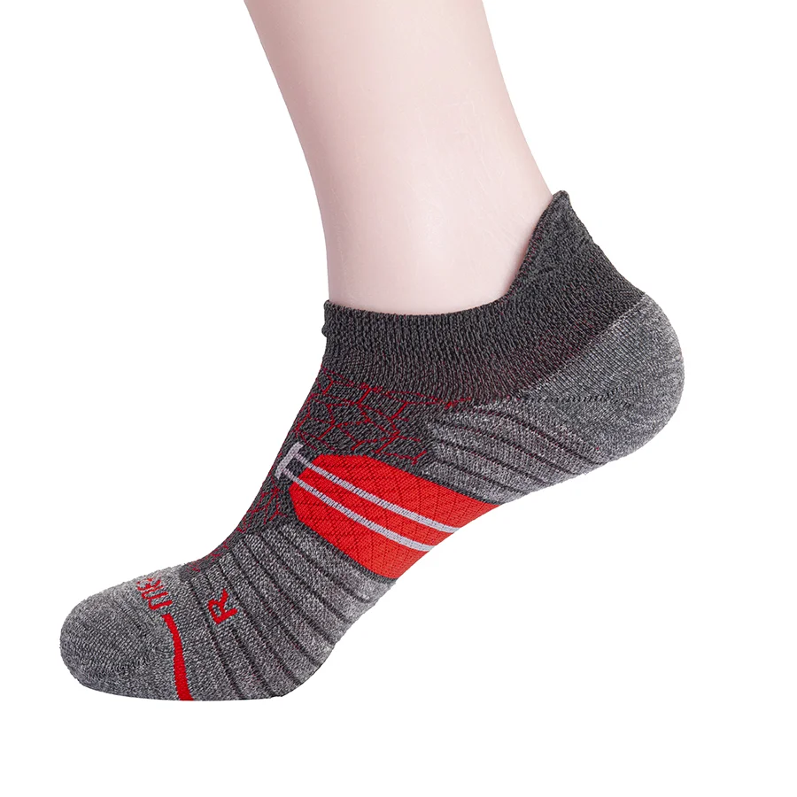 OEM socks Manufacturer Factory knitted Terry bottom custom low cut wool grip sports socks