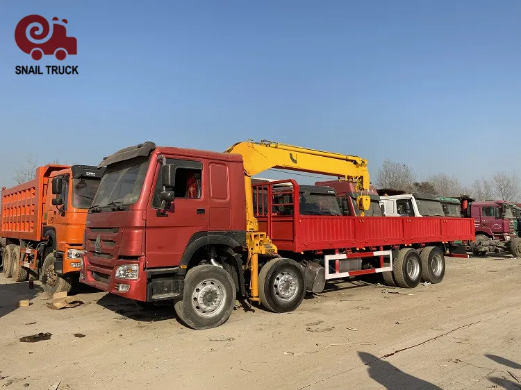Горячая продажа Sinotruk howo 8x4 автокран 12 тонн стрела
