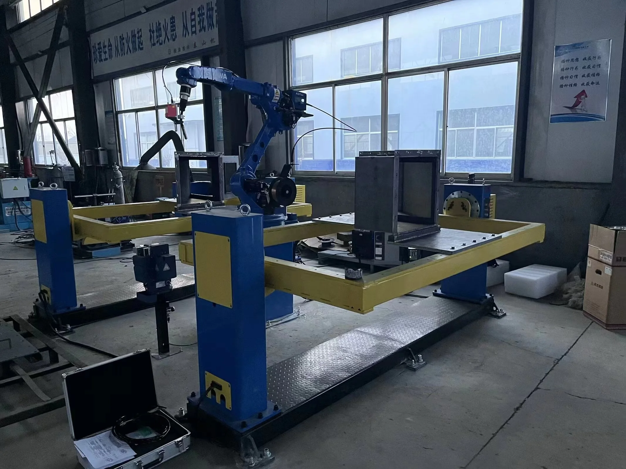 Reduce labor costs Instead of 3-5 manual workers Improve work efficiency Yaskawa welding automatic robot
