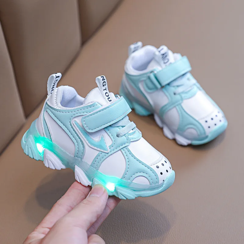 
Hot Sale Slip On Led Light Up Kid Led Flash Sport Shoes Sneakers 