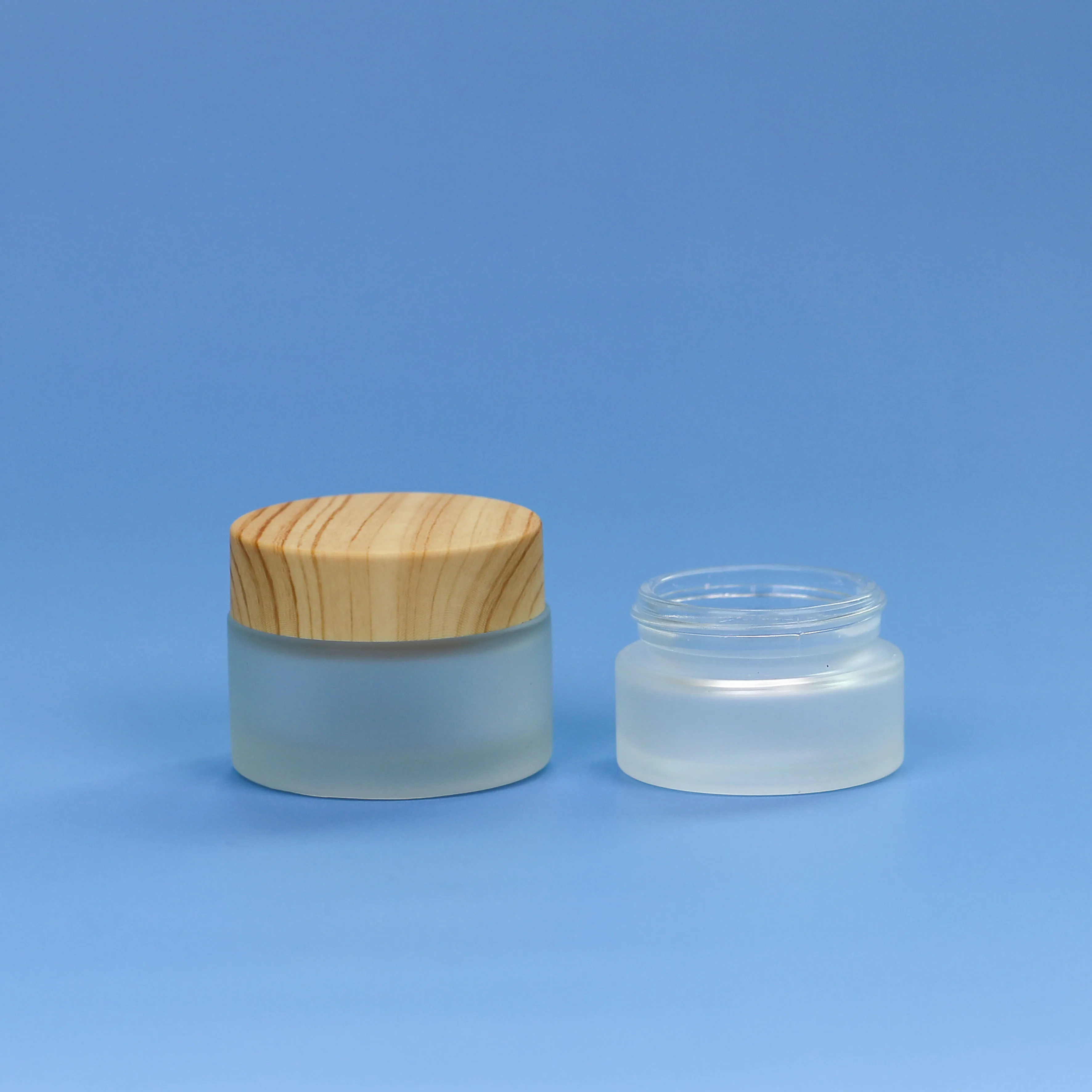 Empty wholesale clear frosted cosmetic bamboo packaging cream jar and bamboo , glass cosmetic jars container with bamboo lids