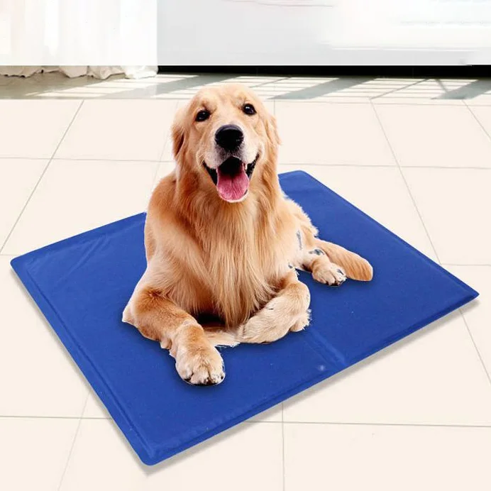 Summer Bestseller Ice Mat Pet Cool Pressure Activated Gel Keep Your Dogs Cool Bed Pad Dog Cooling Mat
