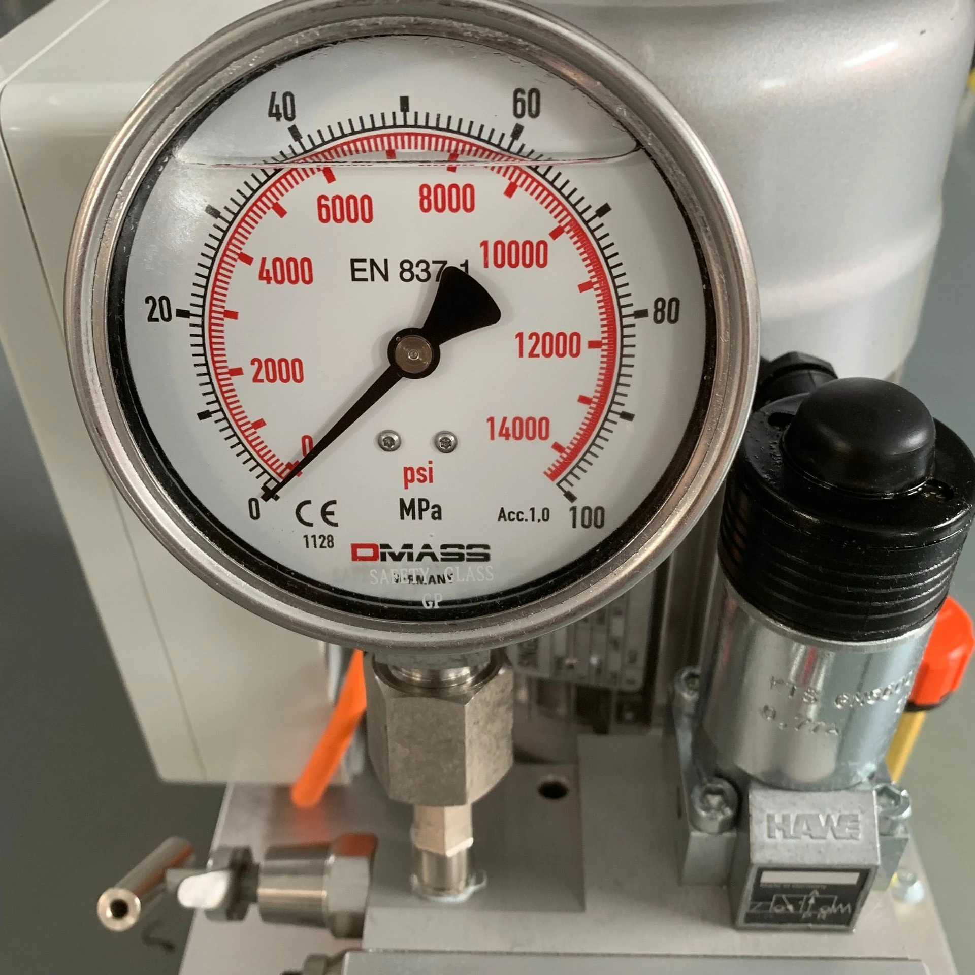 PW1-2205 700 Bar High Pressure HAWE Solenoid Valve Torque Wrench Electric Hydraulic Pumps