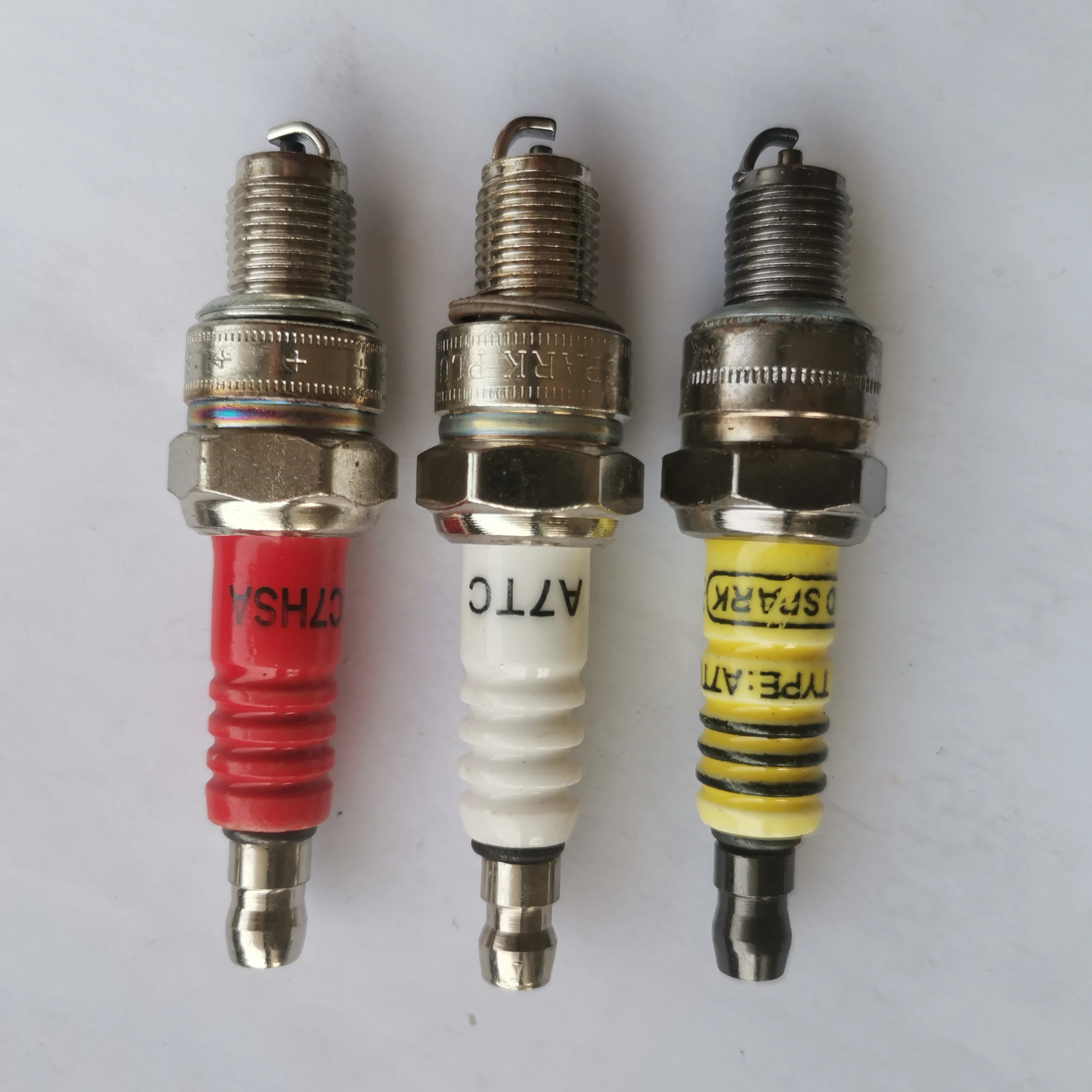 SPARK PLUG Ceramic Motorcycle Engine a7tcspark plugCheap Spark Plug Made in China c7hsaFactory price direct  quality plu
