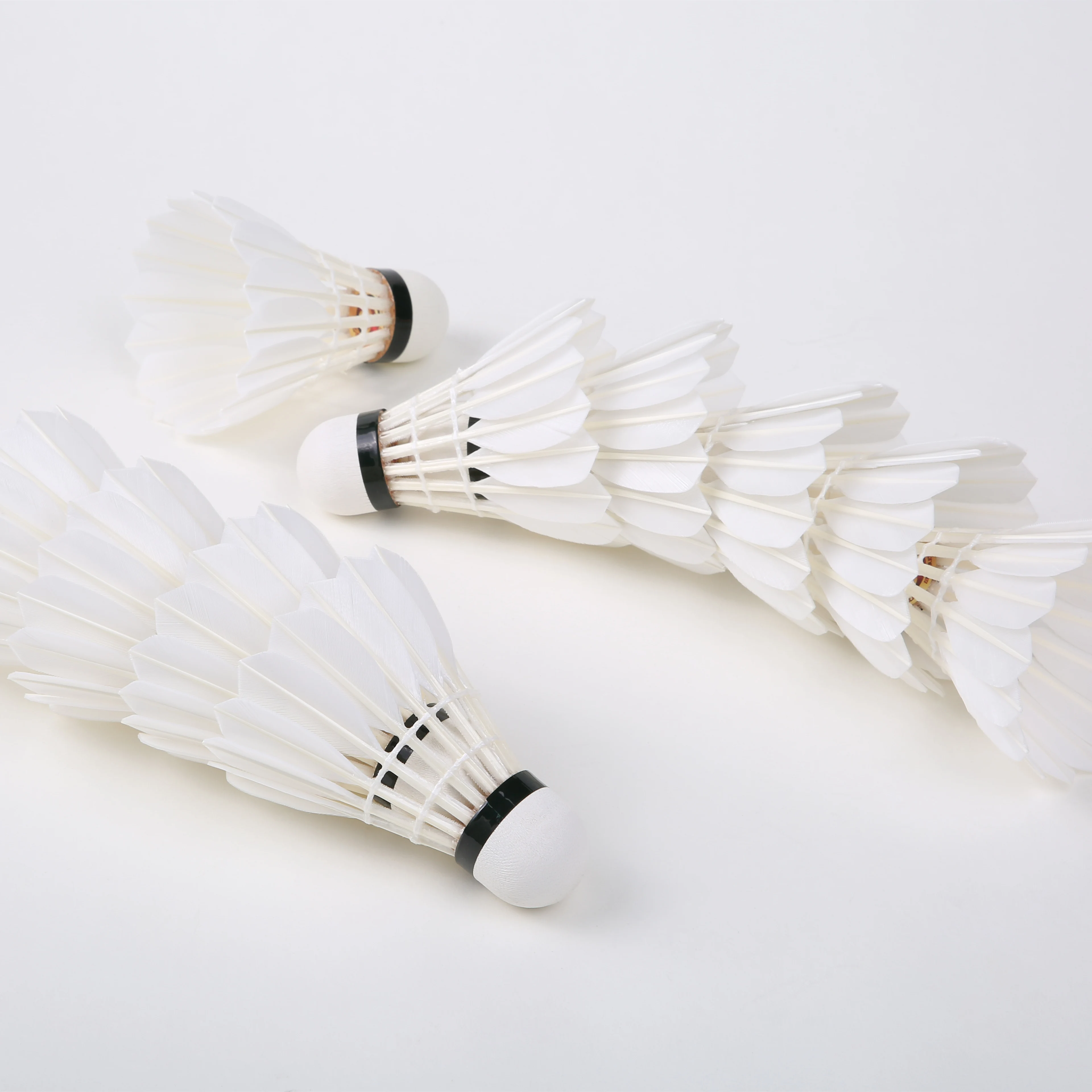 Top Goose Feather Badminton Shuttlecock for tournament approved by BWF the same quality as Yonex AS40 AS50