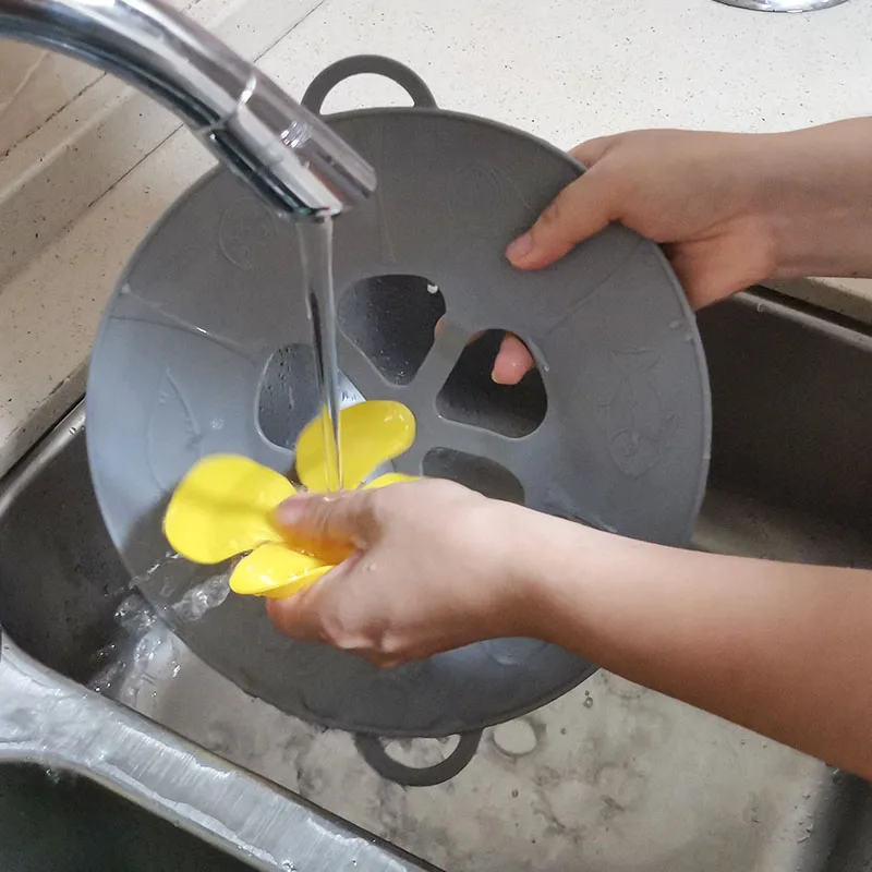 Food grade silicone kitchen accessories flower shape spill stopper cooking tool