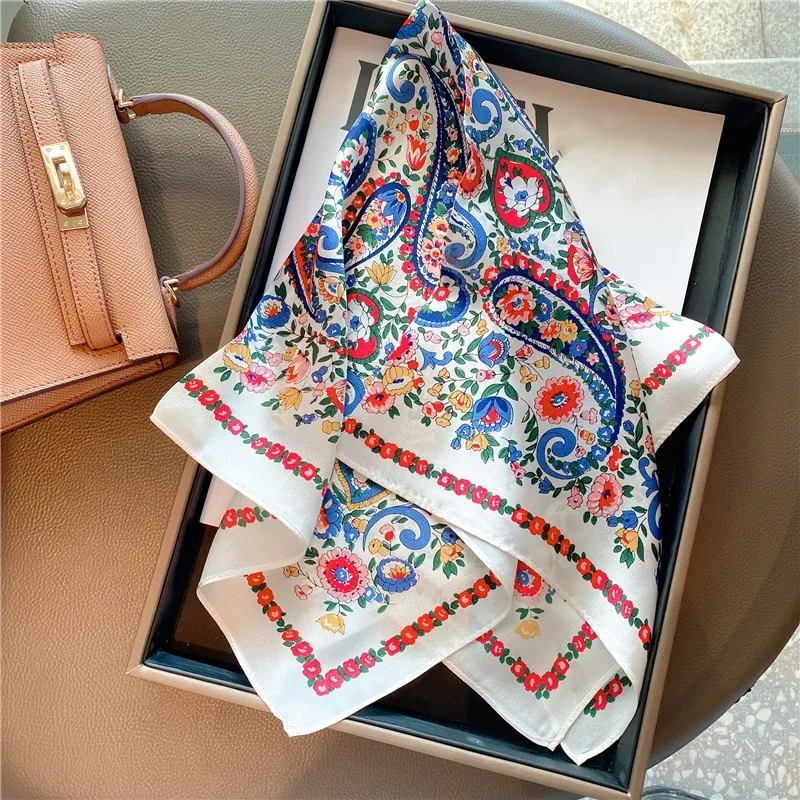 Wholesale stylish ladies fashion 53*53cm hook flower print hair silk scarf bandanas 100% pure silk square neck tie scarf women
