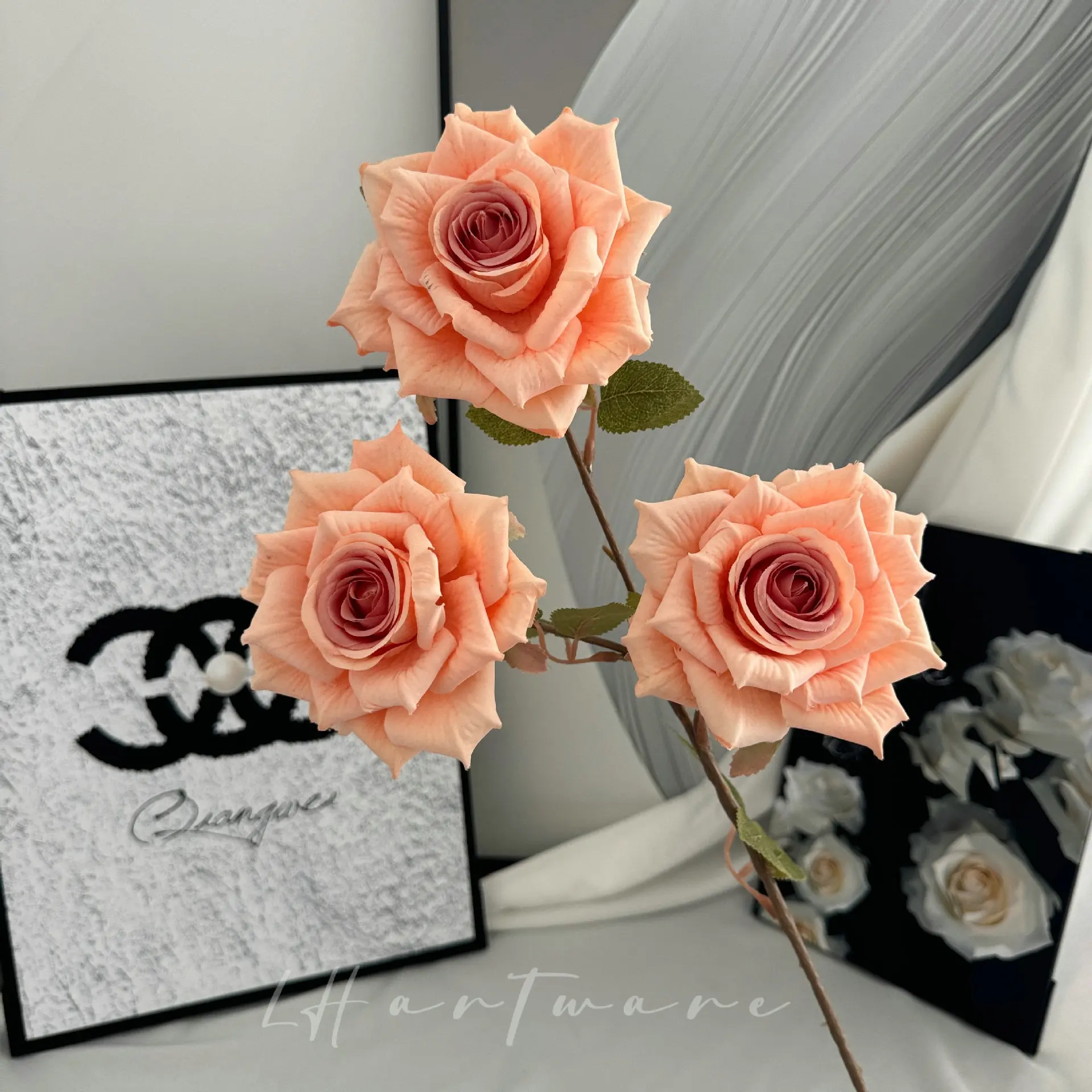 EG-H0016 Butterfly Stand Rose Bouquet Wholesale Factory Cheap Price Artificial 3 Heads Rose Silk Flower for Floral Design