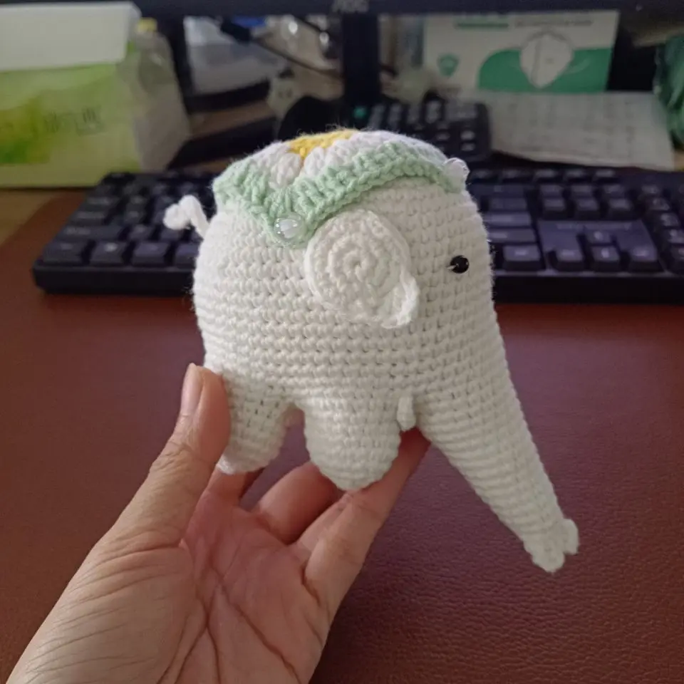 Custom Cute Wool Knitted Animal Toys for Children Christmas Gifts Handmade Knitting Amigurumi Crochet Keychain Bunny Dog Dolls