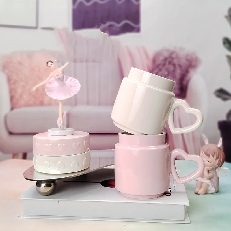 Wholesale Creative Heart Shape Ceramic Coffee Cups Irregular Ceramic Mug with Handle