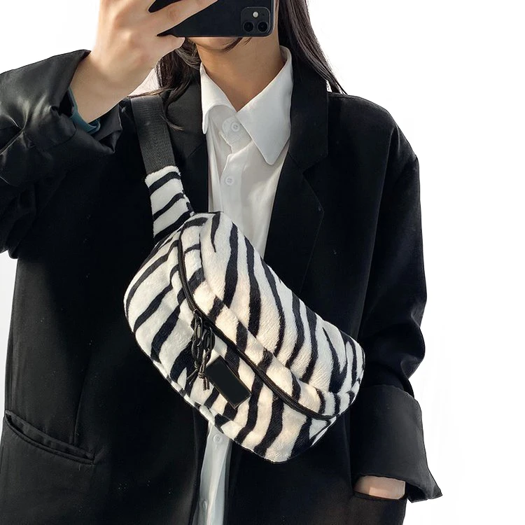 Jtfur women street fashion handbag fluffy faux rabbit fur portable fanny pack cross body bag