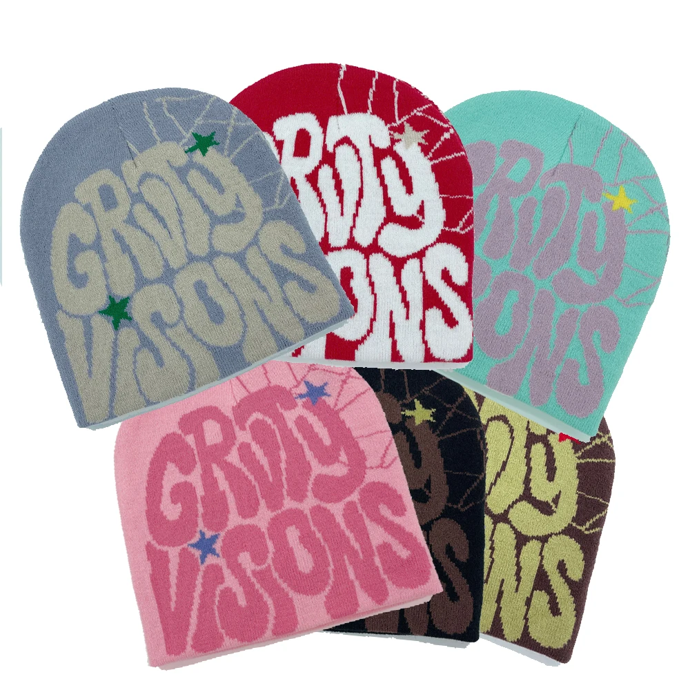 Жаккардовые трикотажные шапки с